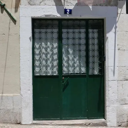 Appartamento Alfama Sky Lisbona